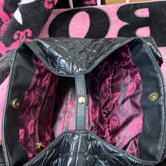 Large betsey Johnson purse - Picture 4 of 8